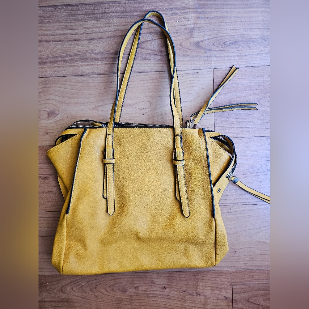 Urban Expressions Purse